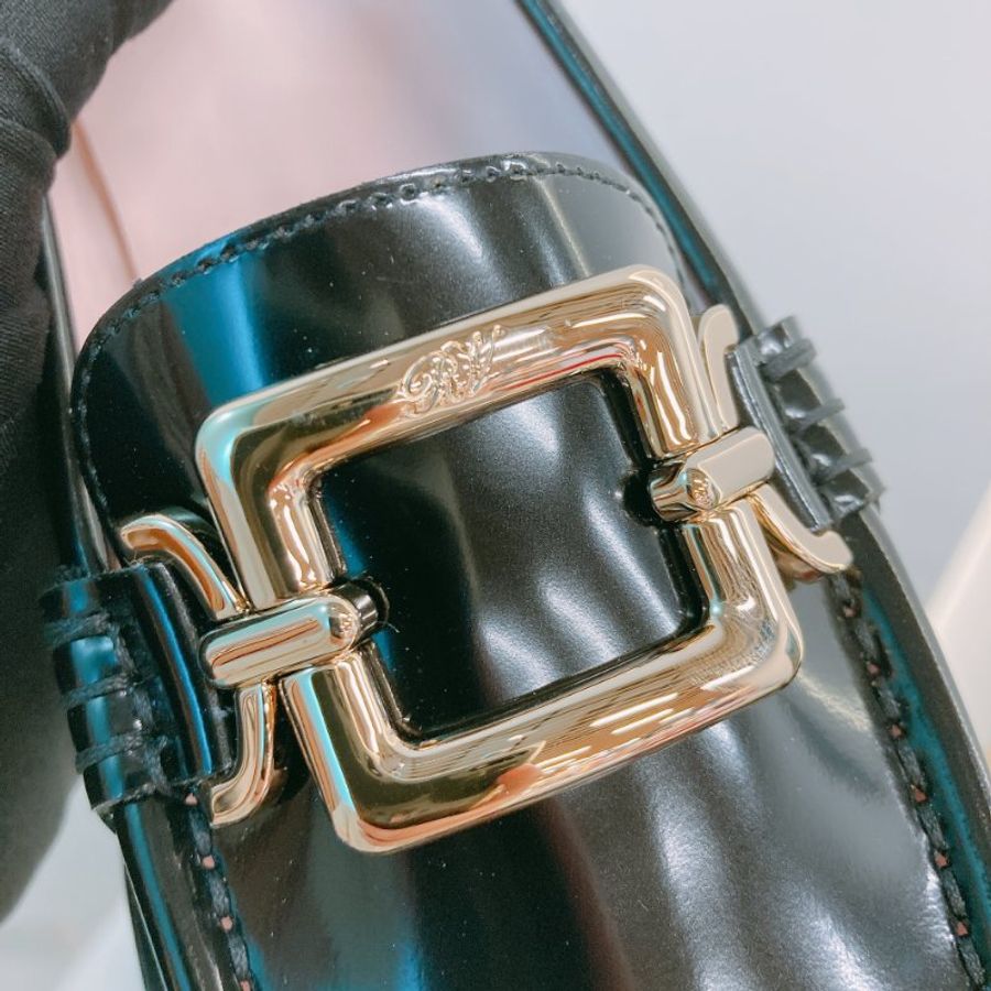 MS0781	Roger Vivier 羅傑維維亞經典扣牛律鞋 Metal Buckle Morsetto Size 38.5 Patent Leather  Black x GHW-7