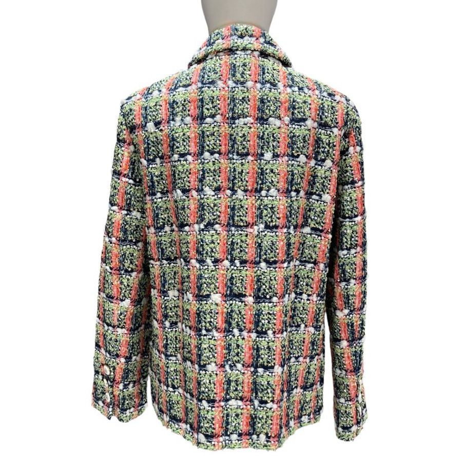 CHANEL 香奈兒 2020年 早春度假車站系列 COCO EXPRESS MULTICOLOR SEQUIN EMBELLISHMENTS TWEED JACKET 多色亮片混紡斜紋軟呢外套-4