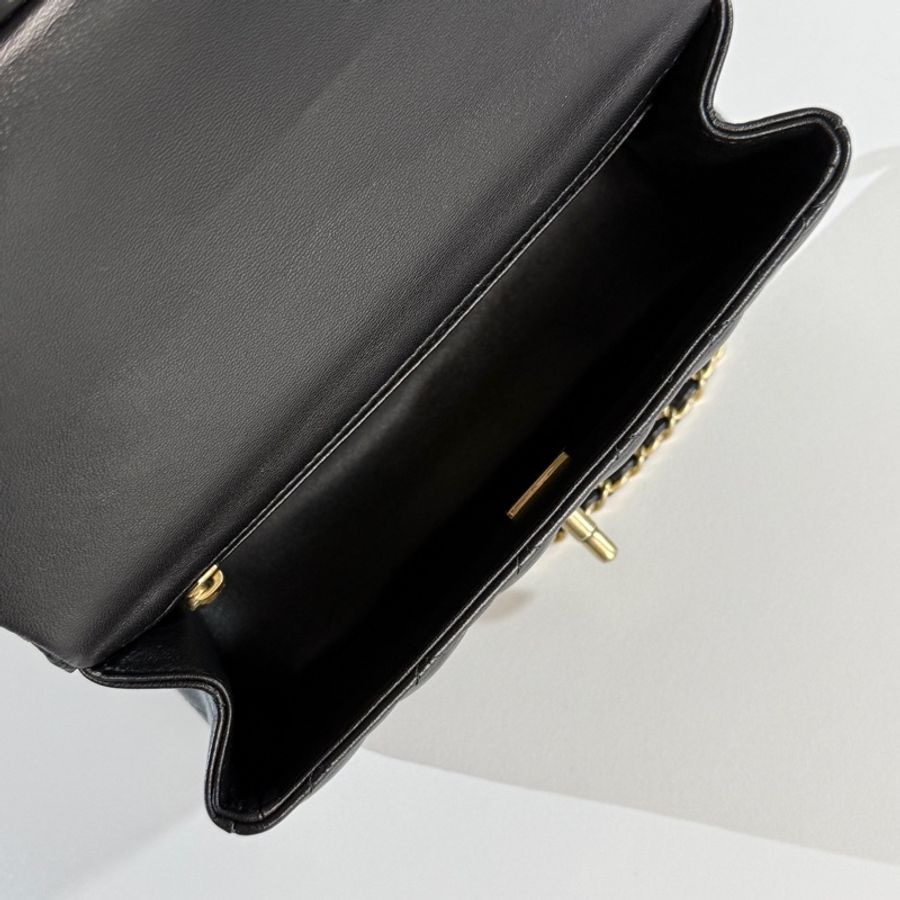 近全新Chanel mini CF20 handle 手提COCO黑金-5