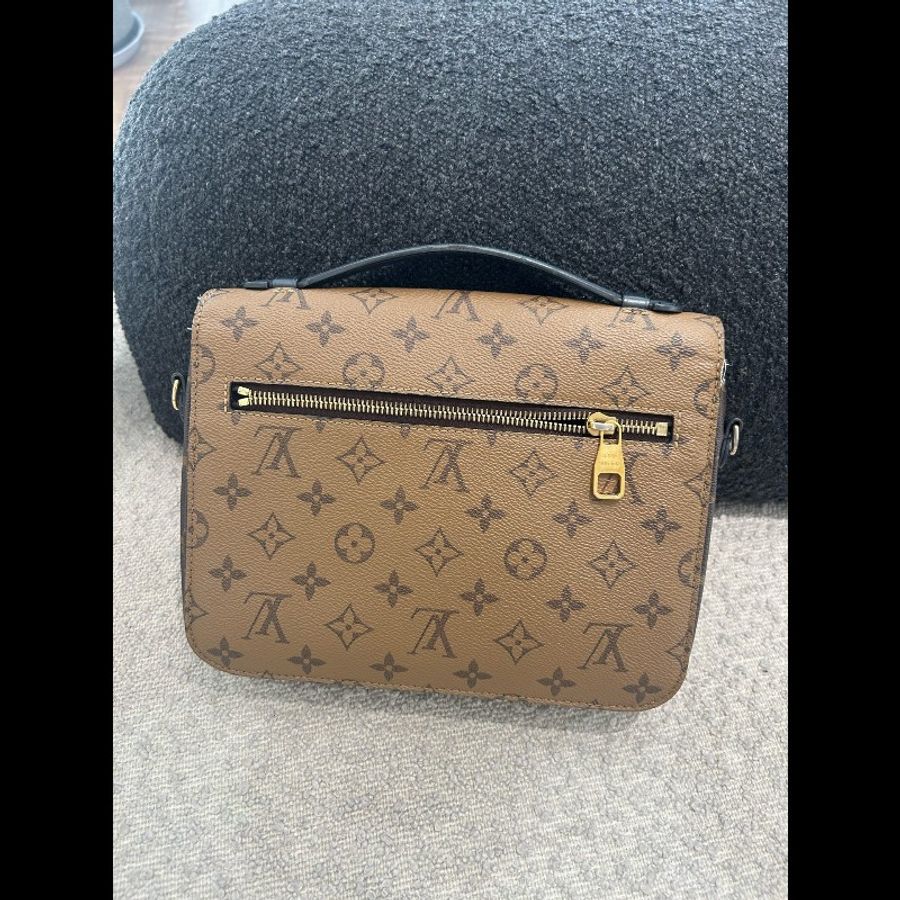 LV路易威登 Pochette Metis焦糖拼色郵差包-1