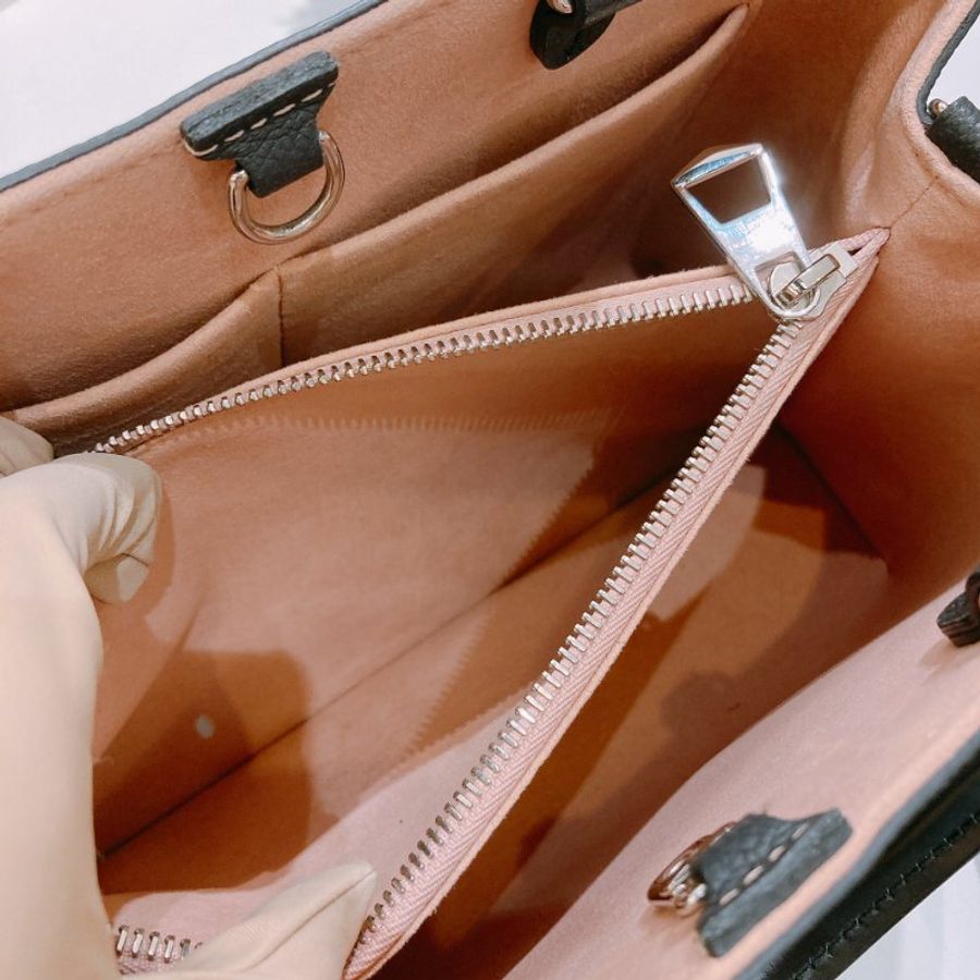 TW4922 Louis Vuitton 路易威登 銀扣手挽肩背兩用袋黑色/粉紅色 Epi Marelle MM Black/Pink x PHW-19