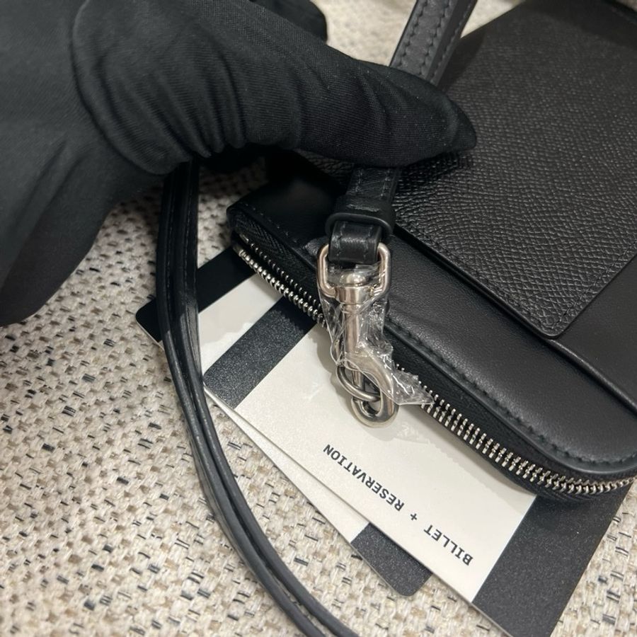 BALENCIAGA護照卡夾PASSPORT機票掛繩包-9