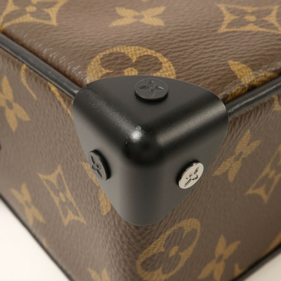LOUIS VUITTON Monogram Solar Ray Mini Soft Trunk肩背袋-11