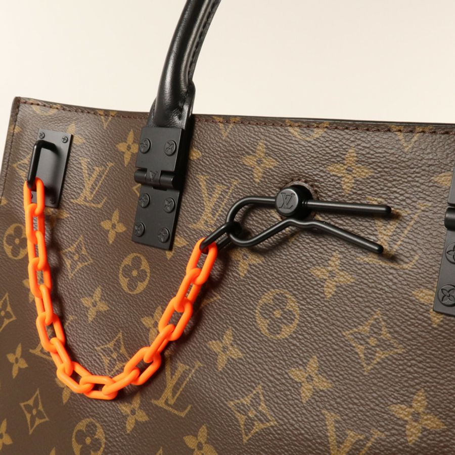 LOUIS VUITTON Monogram Solar Ray Sac Plat Tote-9
