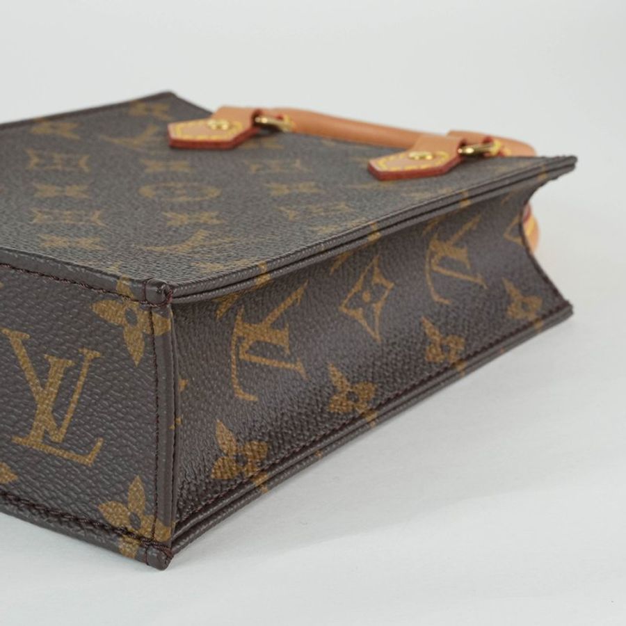 LOUIS VUITTON LV Petit Sac Plat 迷你琴譜包 Monogram 老花 手提斜背包|經典爆款 輕巧小包|KÉSH 凱仕精品-10