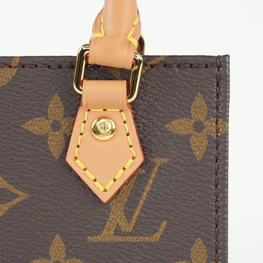 LOUIS VUITTON LV Petit Sac Plat 迷你琴譜包 Monogram 老花 手提斜背包|經典爆款 輕巧小包|KÉSH 凱仕精品-16