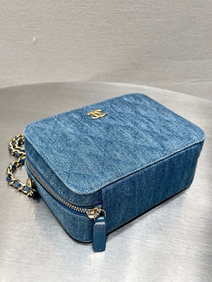香奈兒 Chanel  牛仔金球相機包 31開-5