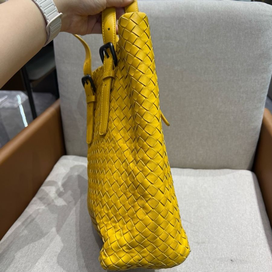 Bottega Veneta葆蝶家 黃色編織托特包 尺寸31x24cm。-2