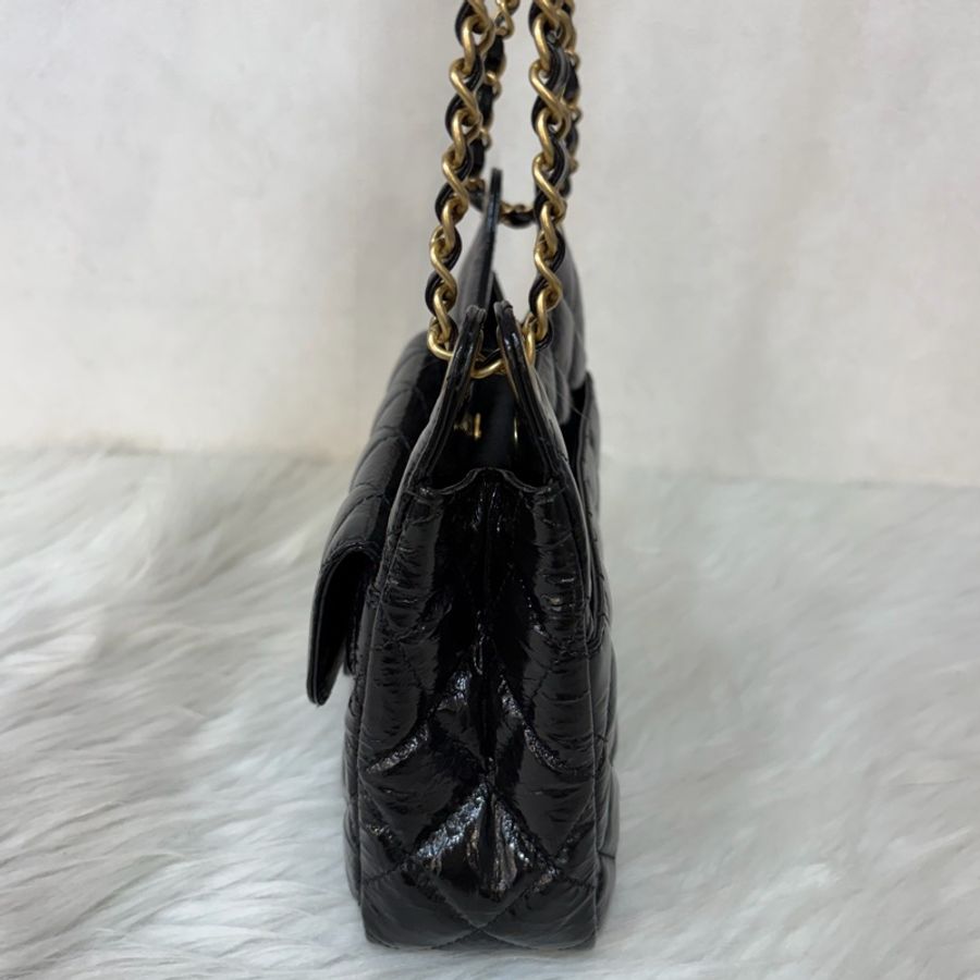CHANEL AS4323 黑色 油蠟牛皮 金釦 天貓兩用包 牛角包 斜背包-4