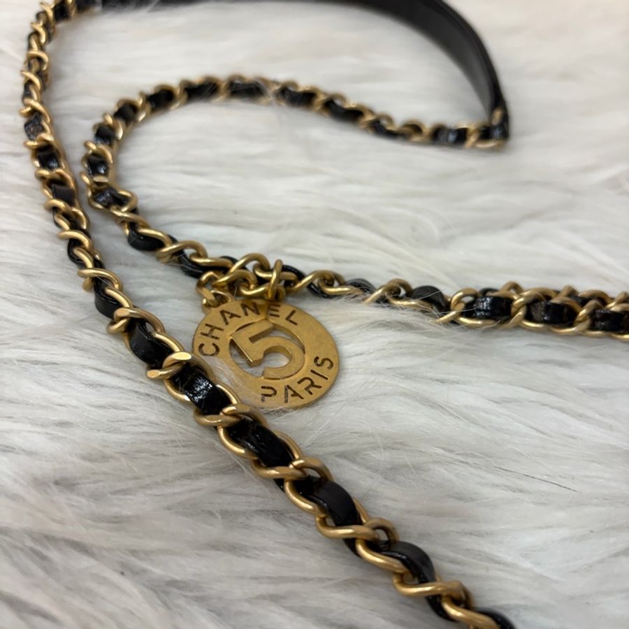 CHANEL AS4323 黑色 油蠟牛皮 金釦 天貓兩用包 牛角包 斜背包-47