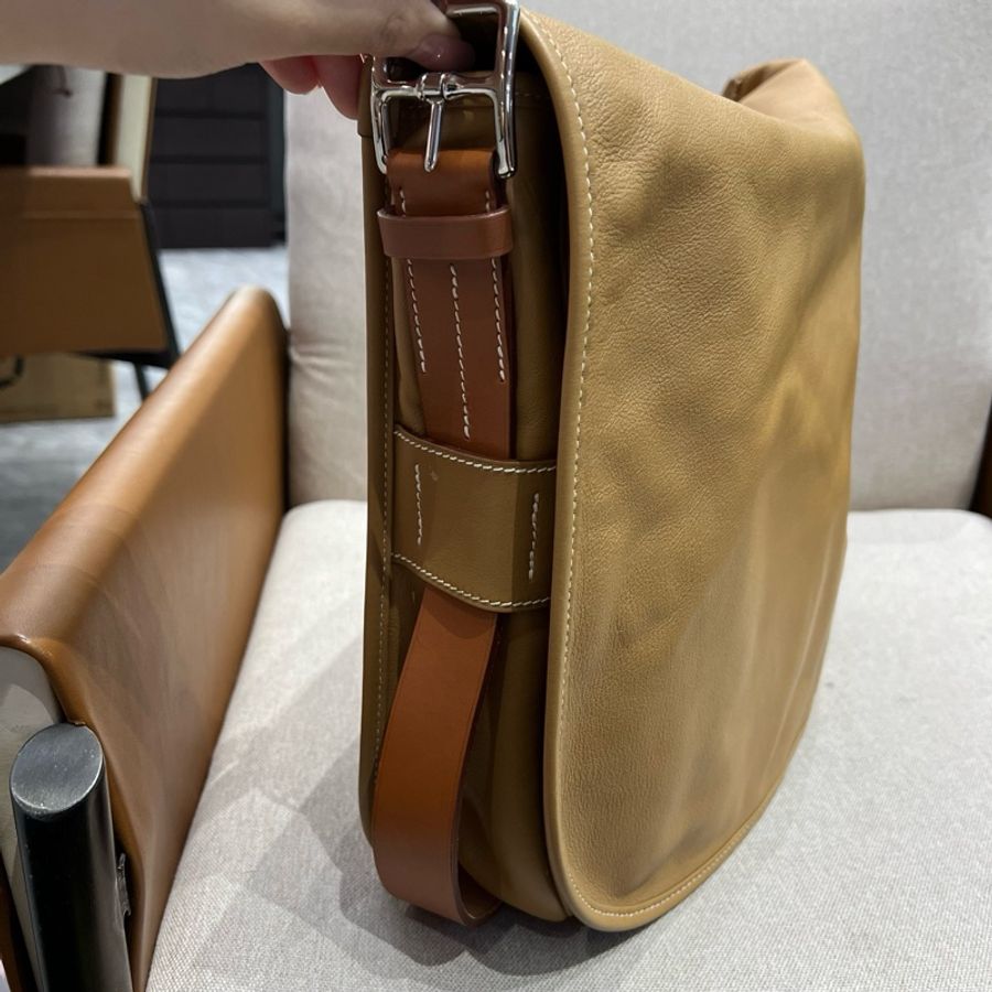 愛馬仕HERMES barda翻蓋男款 41*34-2