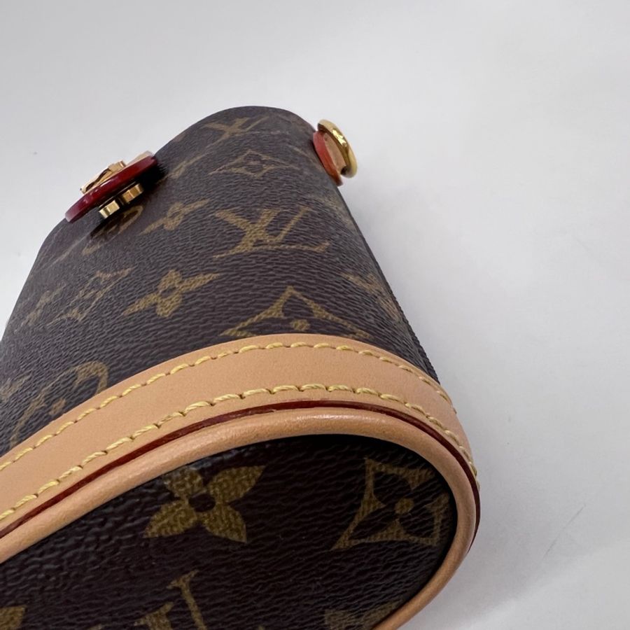 LV原花Fold Me下磁吸釦斜背收納包M80874-6