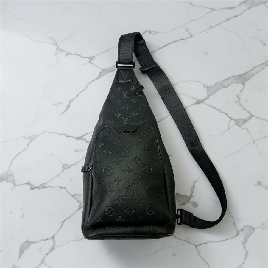 莉亞精品♡ LV M26730 Duo 黑壓紋 胸包 二手美包-0