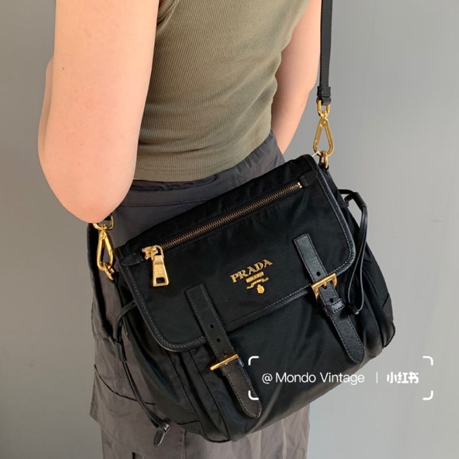 🌷PRADA 稀有尼龍郵差包|經典花紋✦fufu style 精品✦ 氣質款|側背包.斜背包-4