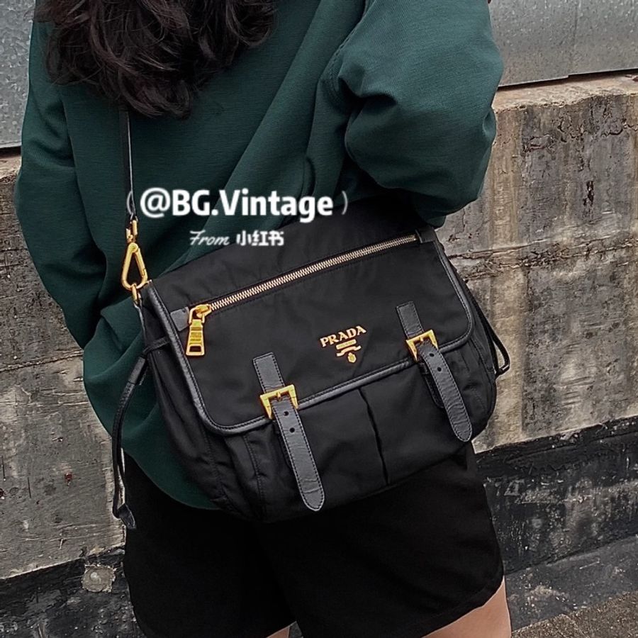 🌷PRADA 稀有尼龍郵差包|經典花紋✦fufu style 精品✦ 氣質款|側背包.斜背包-6