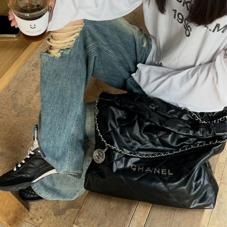 Chanel香奈兒🖤 22bag黑銀中號垃圾袋😻-1