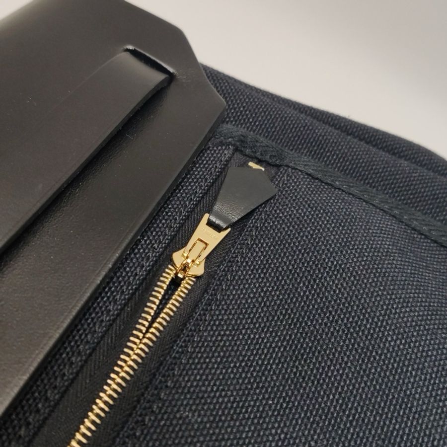 愛馬仕/Hermes Herbag31黑金手提包單肩包斜挎包-8