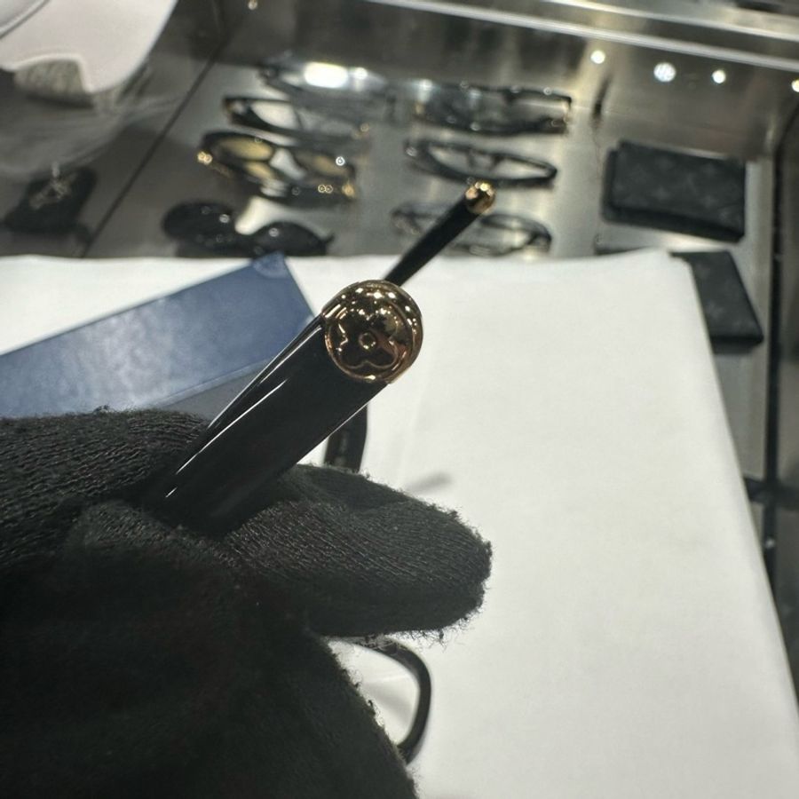 Louis Vuitton 黑金老花平光眼鏡 Z1633E |Classic Trend CT精品|台北東區實體-1