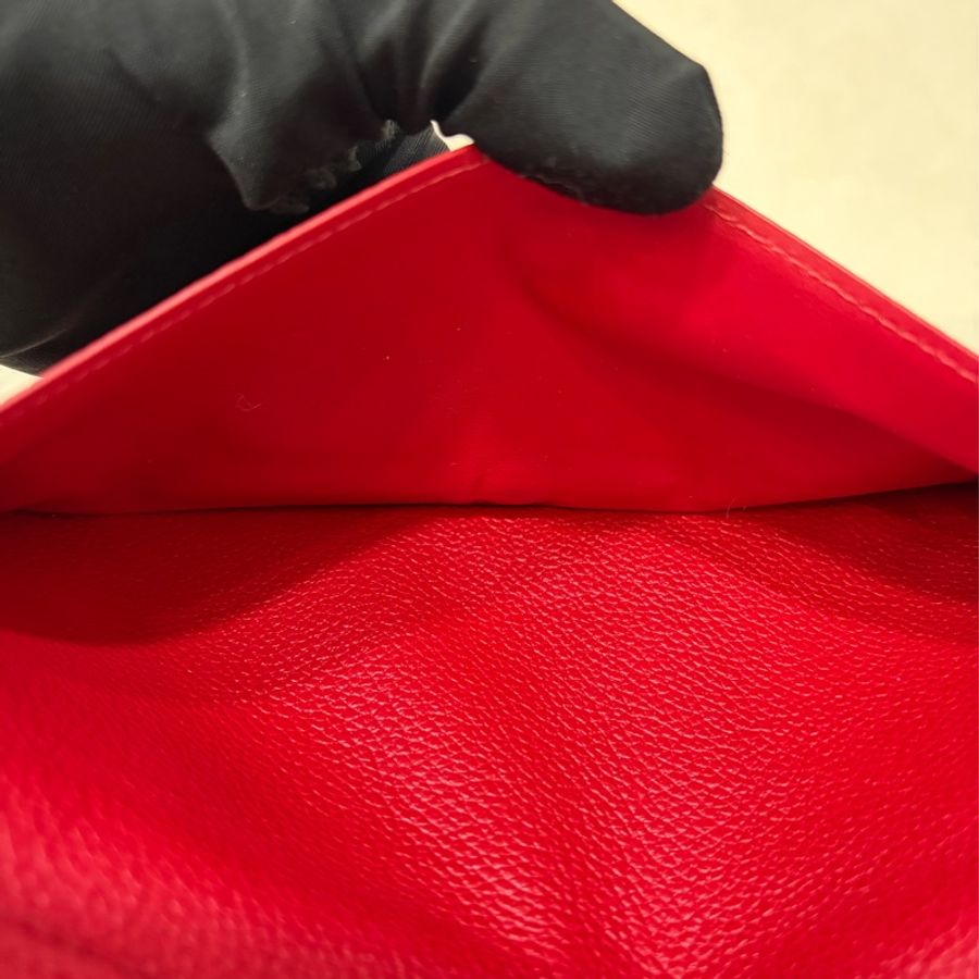 LV M62529 紅皮 牛皮 壓紋 金釦 對開 長夾-31