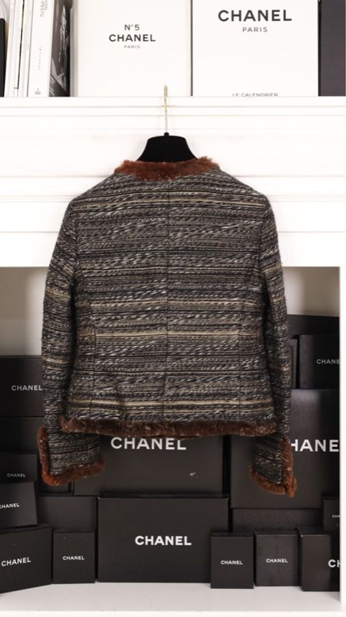 Chanel 03年棕色条纹毛毛滚边两口袋圆领上衣外套-10