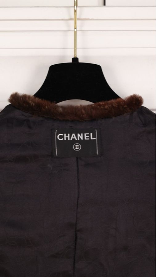 Chanel 03年棕色条纹毛毛滚边两口袋圆领上衣外套-14