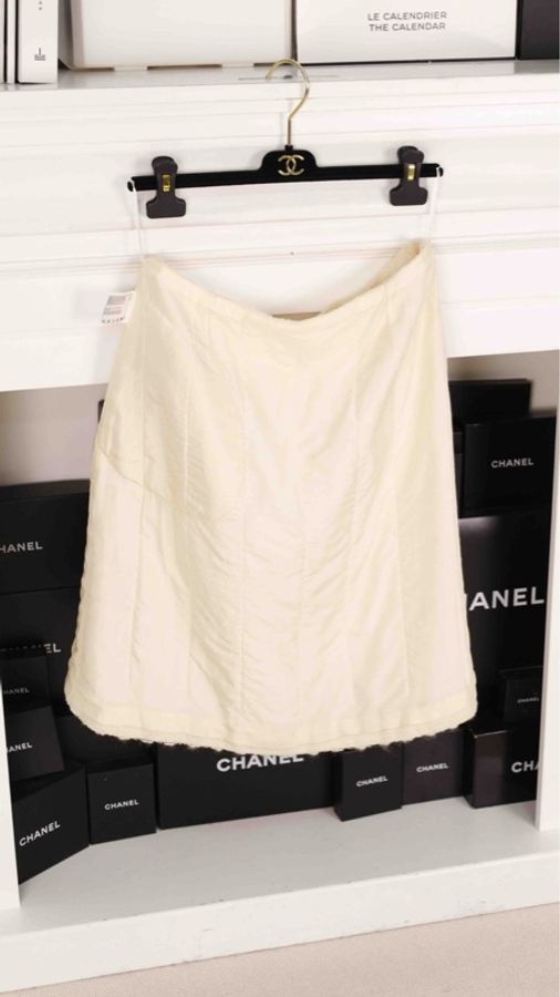 Chanel 11年拜占庭白色琉璃扣半裙-9