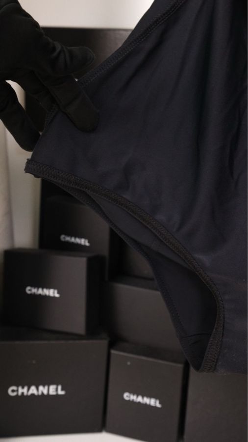 Chanel 96年黑白山茶花镂空吊带背心连衣泳衣山茶花可拆卸-50