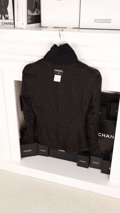 Chanel 01年黑色羊毛双排扣收腰两口袋西装上衣外套-12