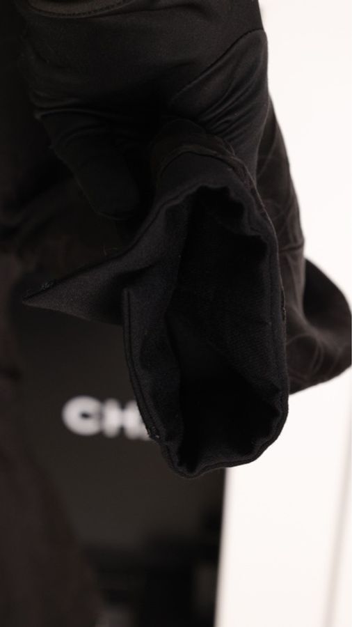 Chanel 01年黑色羊毛双排扣收腰两口袋西装上衣外套-32
