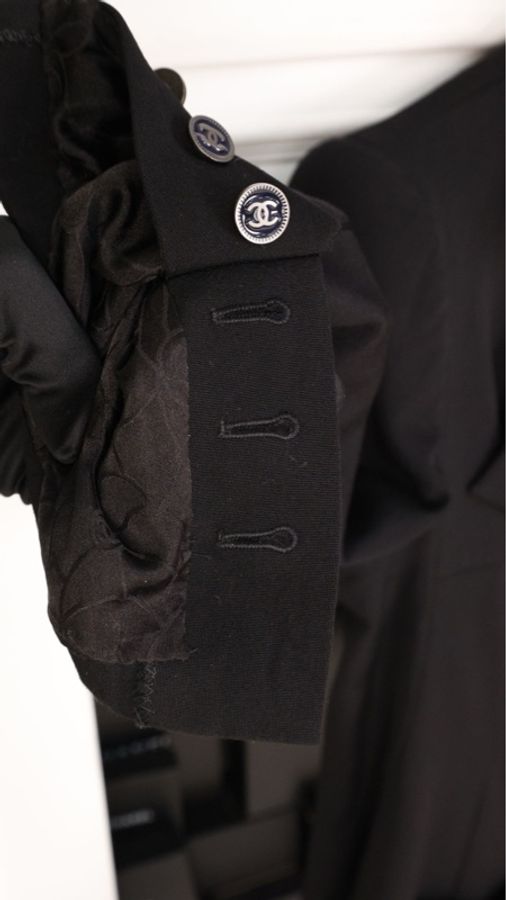 Chanel 01年黑色羊毛双排扣收腰两口袋西装上衣外套-50