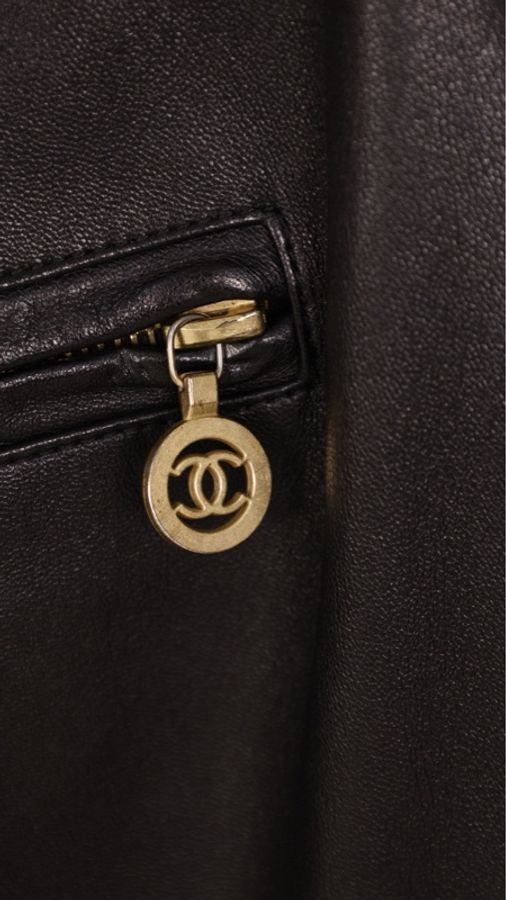 Chanel 93年黑金扣侧边拉链两口袋皮裤长裤-37