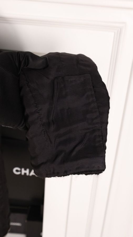 Chanel 16年罗马系列黑色粗花呢四口袋上衣外套FR44 25/8-25