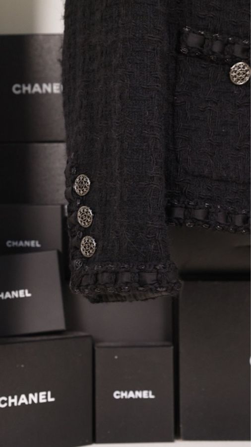 Chanel 16年罗马系列黑色粗花呢四口袋上衣外套FR44 25/8-59