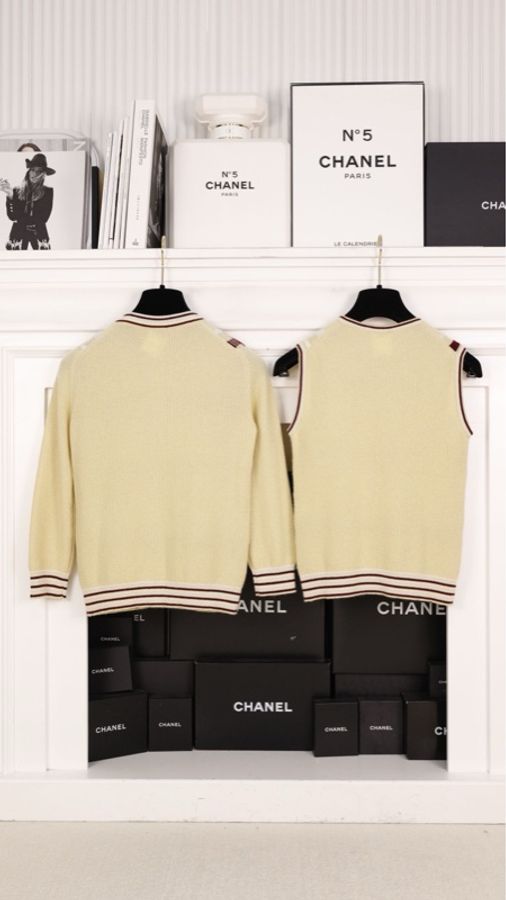 Chanel 04年秀款黄棕格纹山羊绒针织开衫马甲开衫套装-2