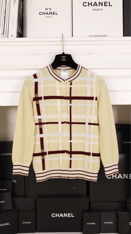 Chanel 04年秀款黄棕格纹山羊绒针织开衫马甲开衫套装-19