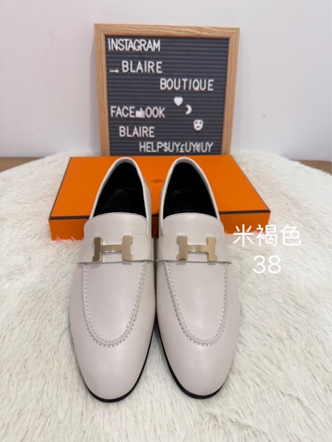Hermes 愛馬仕 特賣會購買 經典H樂福鞋 不是很白的那種白色 色號：Beige Glaise 米褐色 尺寸：37.5 / 38-9