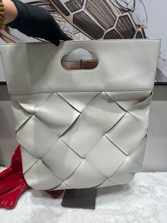 葆蝶家/Bottega Veneta 白色手提包-1