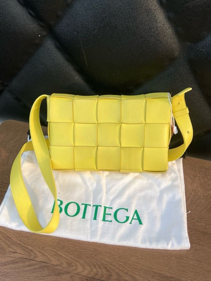Bottega Veneta葆蝶家Cassette編織包-1