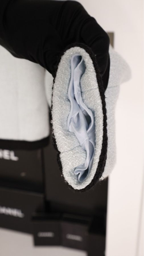 Chanel 90年海报款婴儿蓝羊毛黑色滚边两口袋crop短外套-28