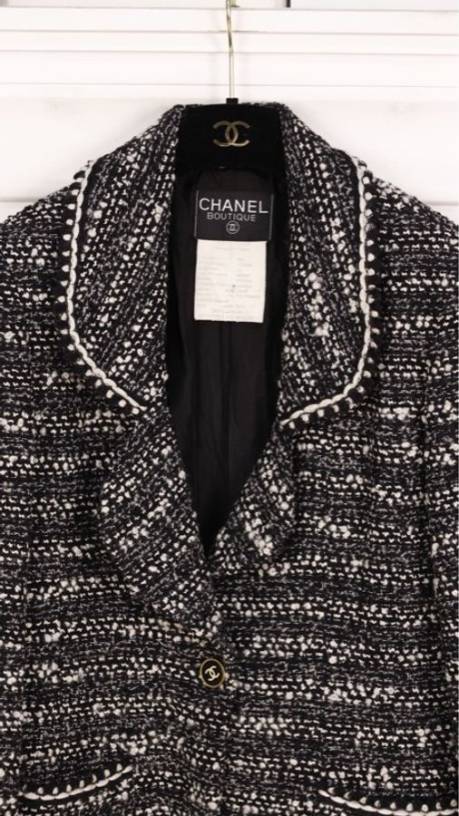 Chanel 94年秋冬秀款黑白雪花粗花呢两口袋上衣外套-50
