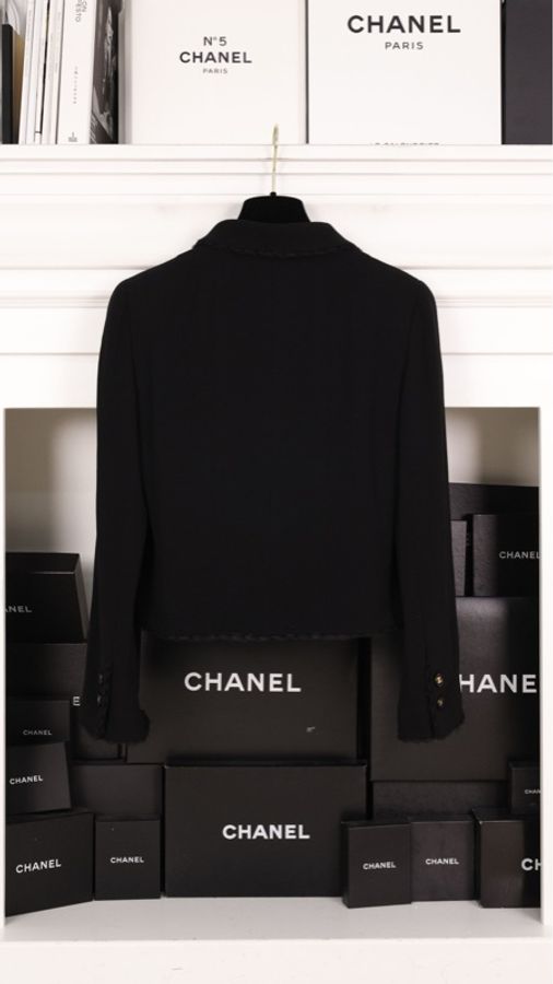 Chanel 95年黑色羊毛一粒扣两口袋上衣外套-8
