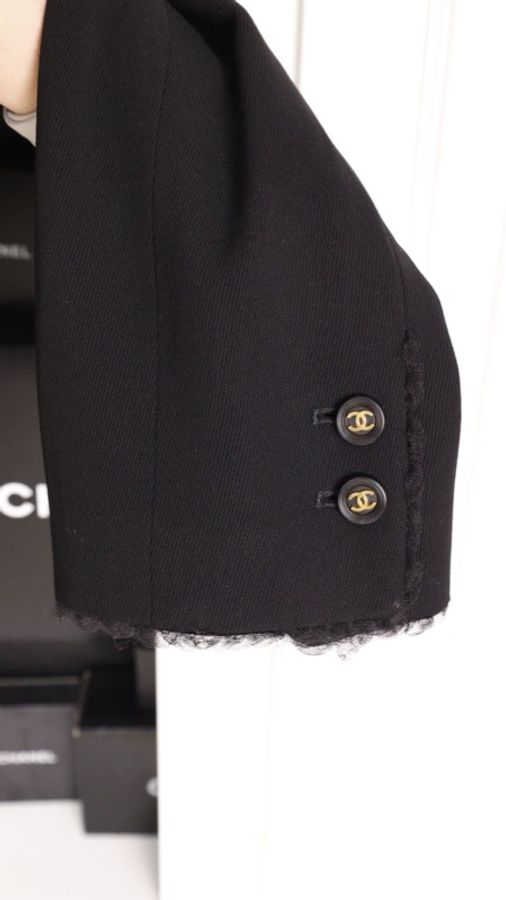 Chanel 95年黑色羊毛一粒扣两口袋上衣外套-40