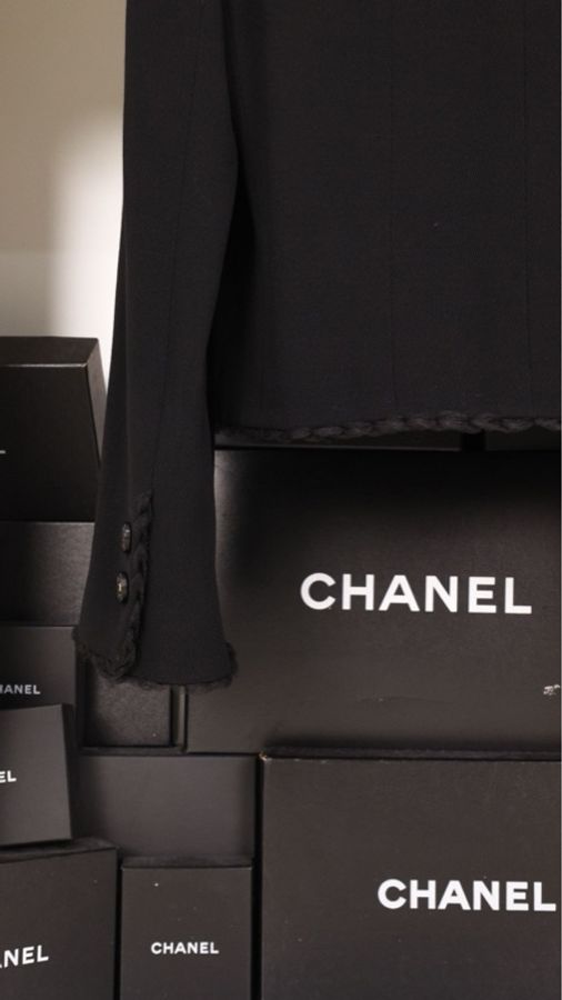 Chanel 95年黑色羊毛一粒扣两口袋上衣外套-52