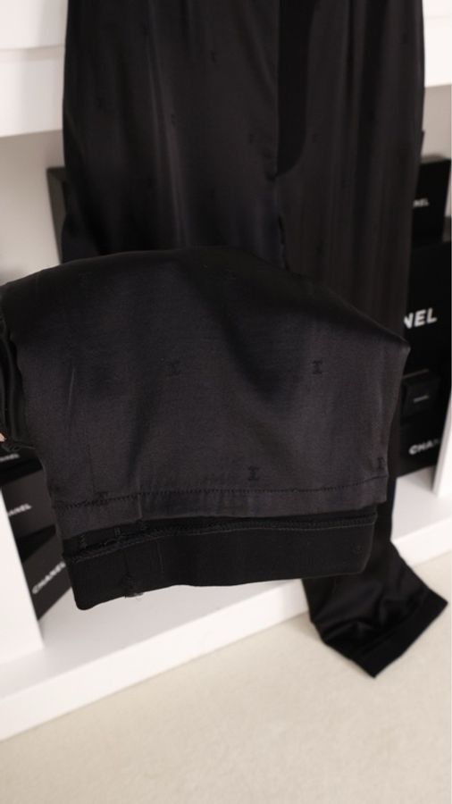 Chanel 95年黑色羊毛长裤-30