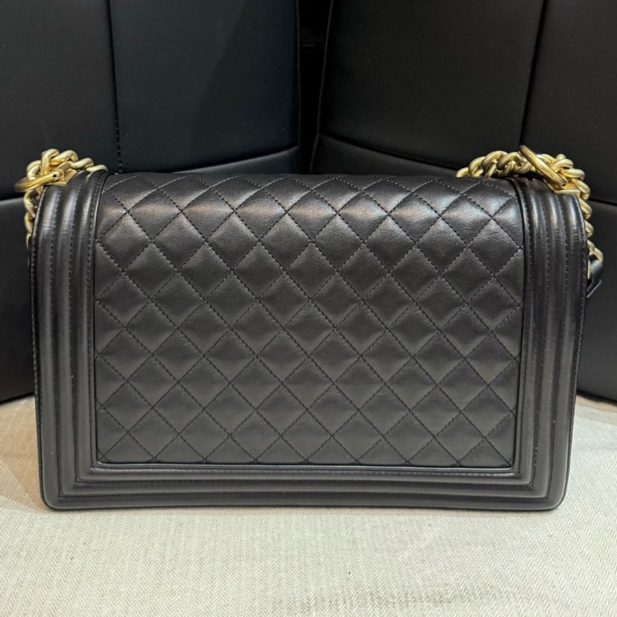 香奈兒Chanel 黑金牛leboy 20開-1