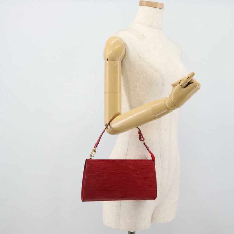 【日本直送】路易威登 Epi Pochette Accessoires 手拿包 紅色 M52947 LV Auth 187289A-20