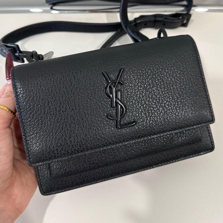 YSL聖羅蘭全黑so black風琴mini單肩斜挎包 極簡酷派風 黑色logo低調時尚 皮肩帶舒適-3