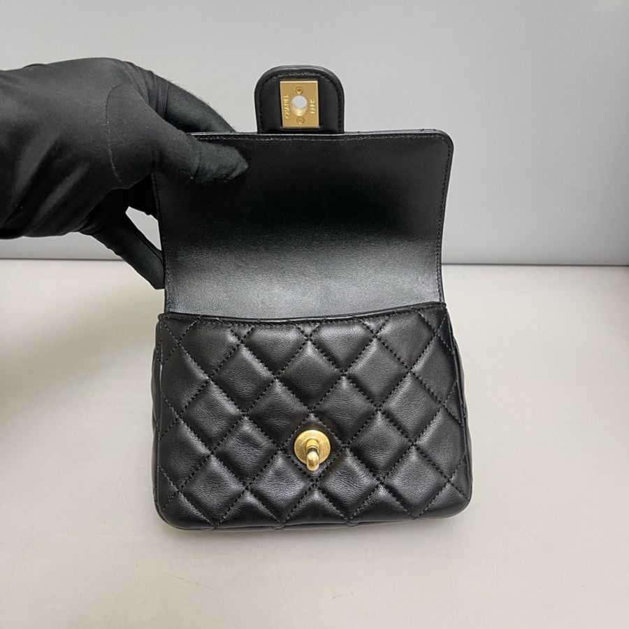 Chanel香奈兒 黑金全皮菱格琺瑯鏈條方胖子 芯片,尺寸16×12 附件 盒子 塵袋 。-7