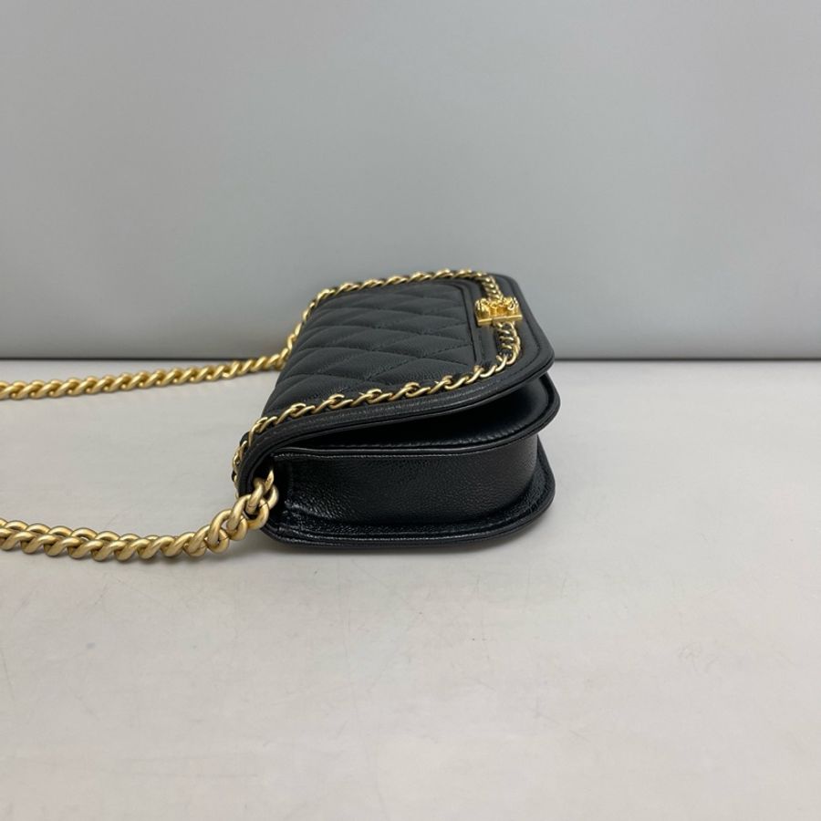Chanel香奈兒 leboy 黑色全皮荔枝紋半月包 芯片款 尺寸 18.5×9.5×3.5 附件 塵袋-6