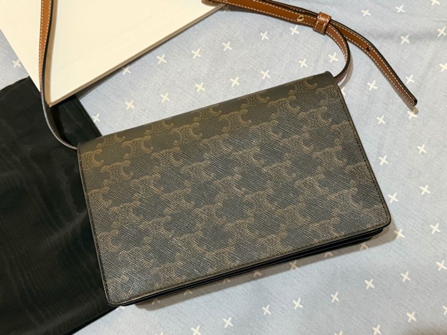 CELINE WOC-2